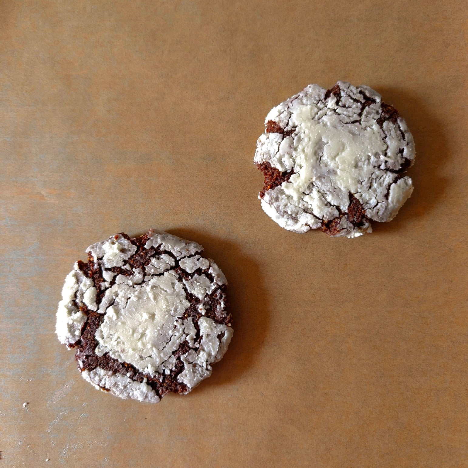 Chocolate Crinkle Cookies (V+GF) - 6 ct