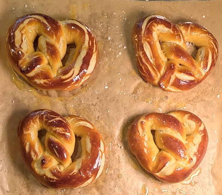 Soft pretzels - (2 count)